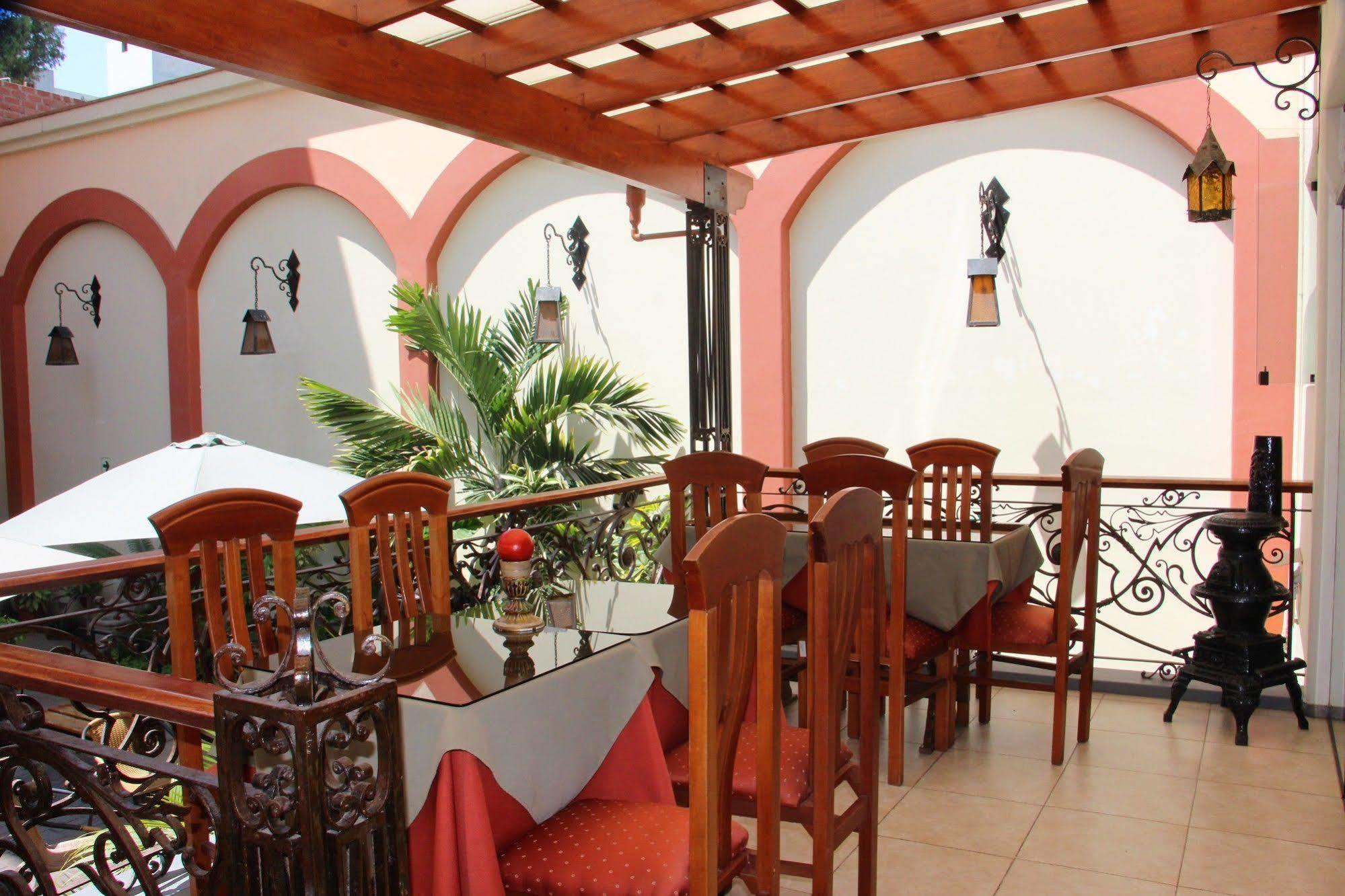 Hotel El Ducado Лима Екстериор снимка